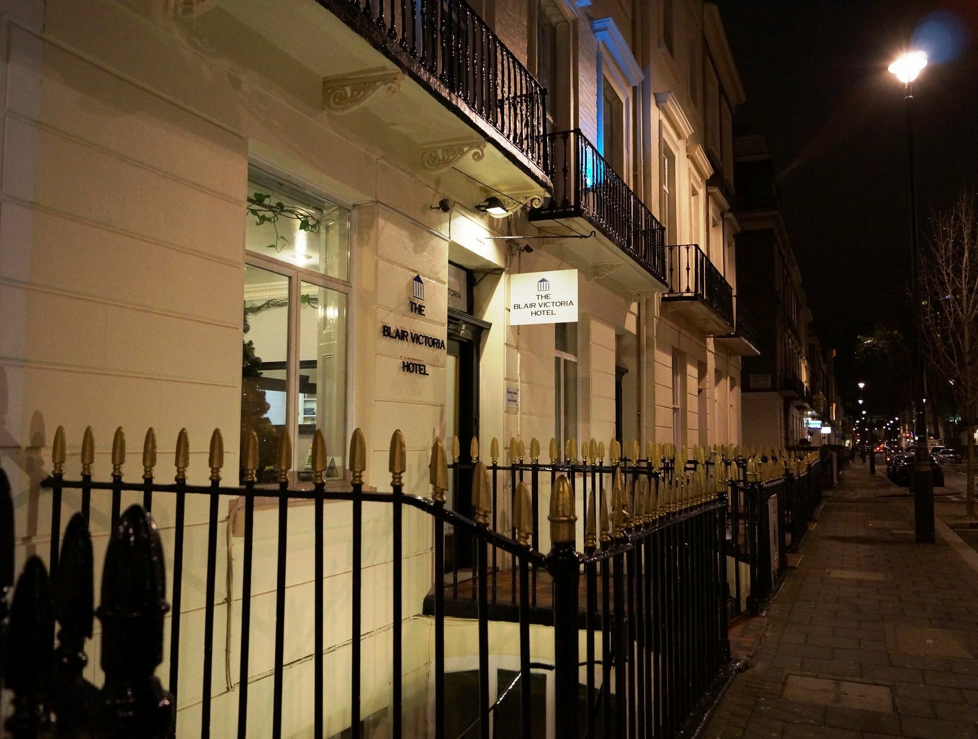 The House On Warwick Hotel 4*