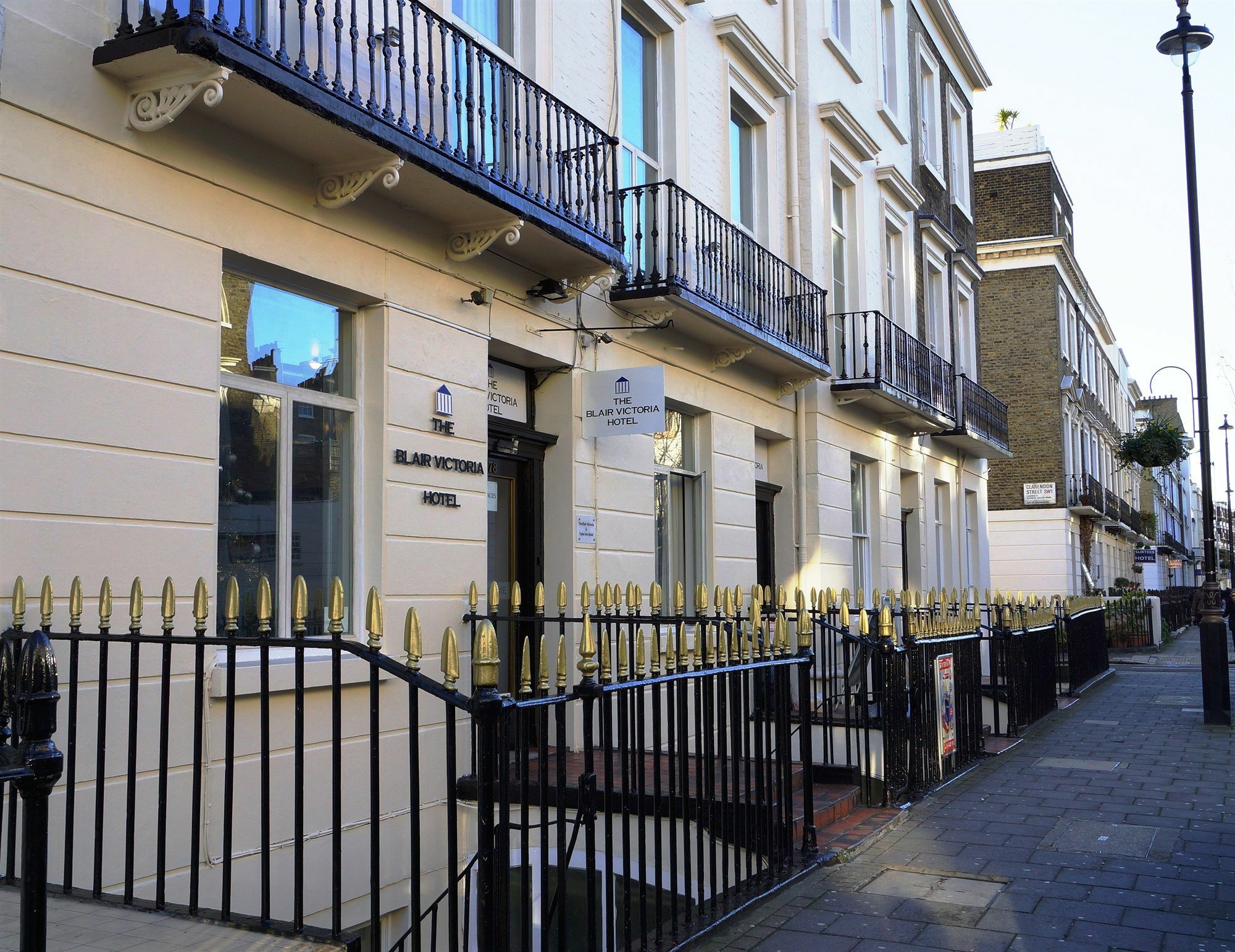 The House On Warwick 4* London