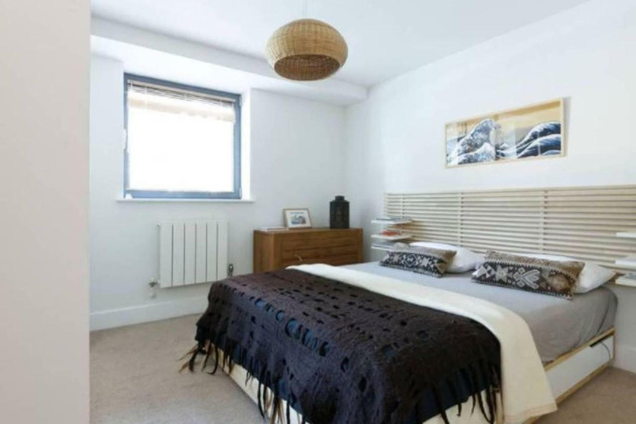 Lägenhet Peaceful Modern 2 Bedroom Flat With Water Views *