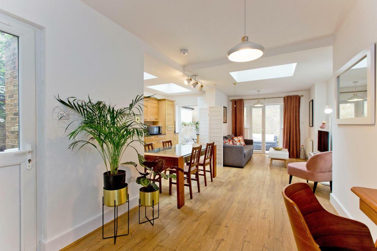 Apartment Highbury Fieldway London
