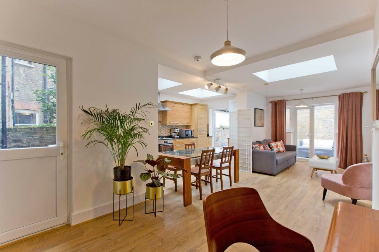 Apartment Highbury Fieldway *