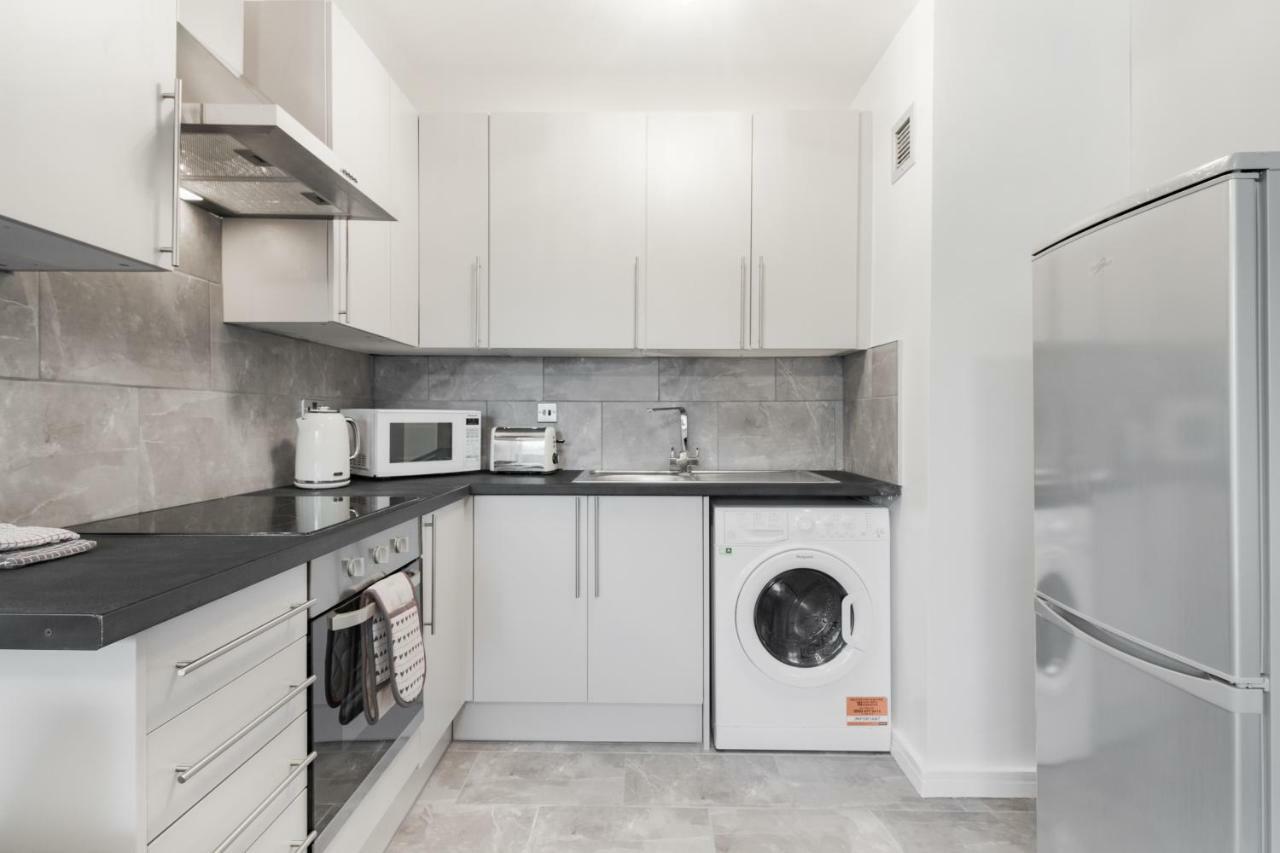 Aparthotel Sherborne Court London