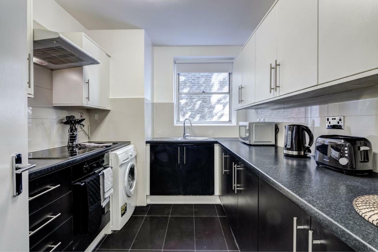 Sherborne Court 3* London
