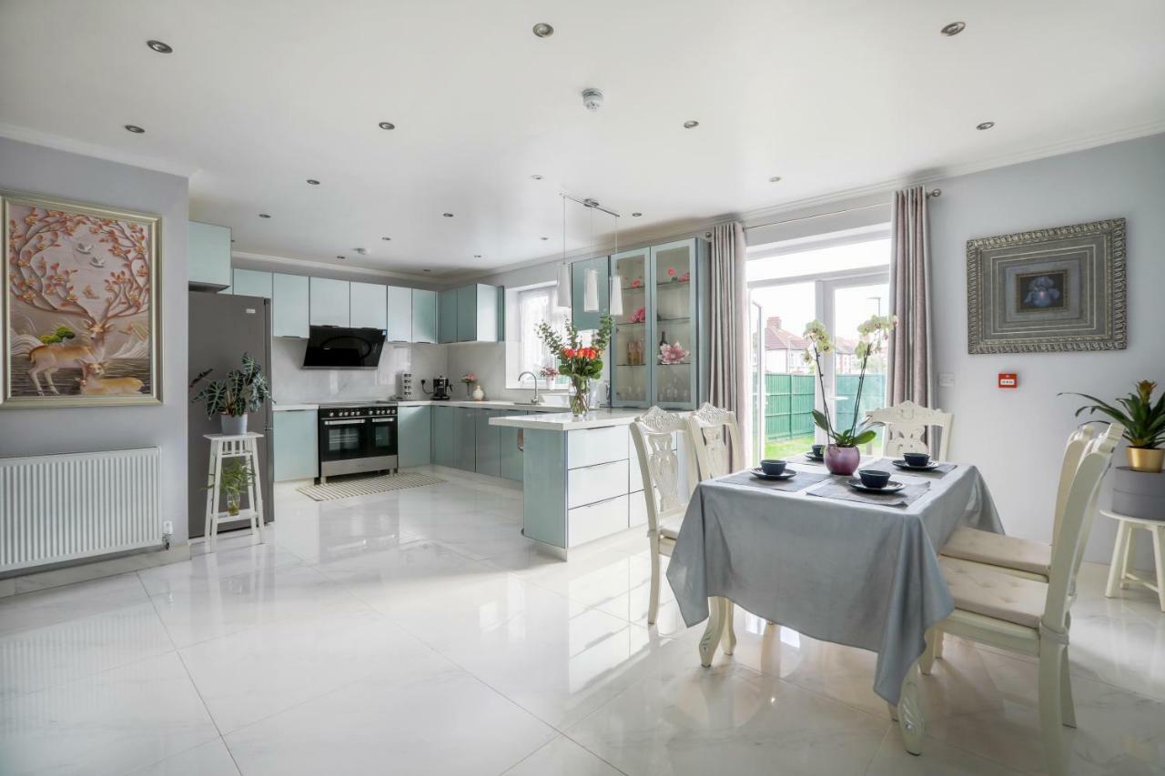 Amazing 4* London