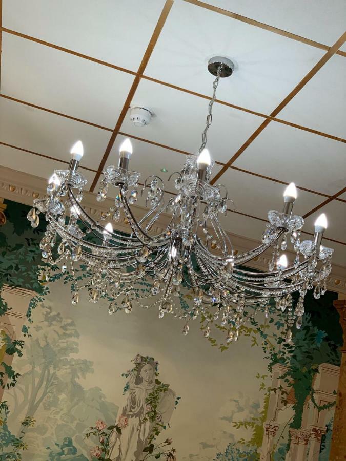 Lancaster Court 3* London