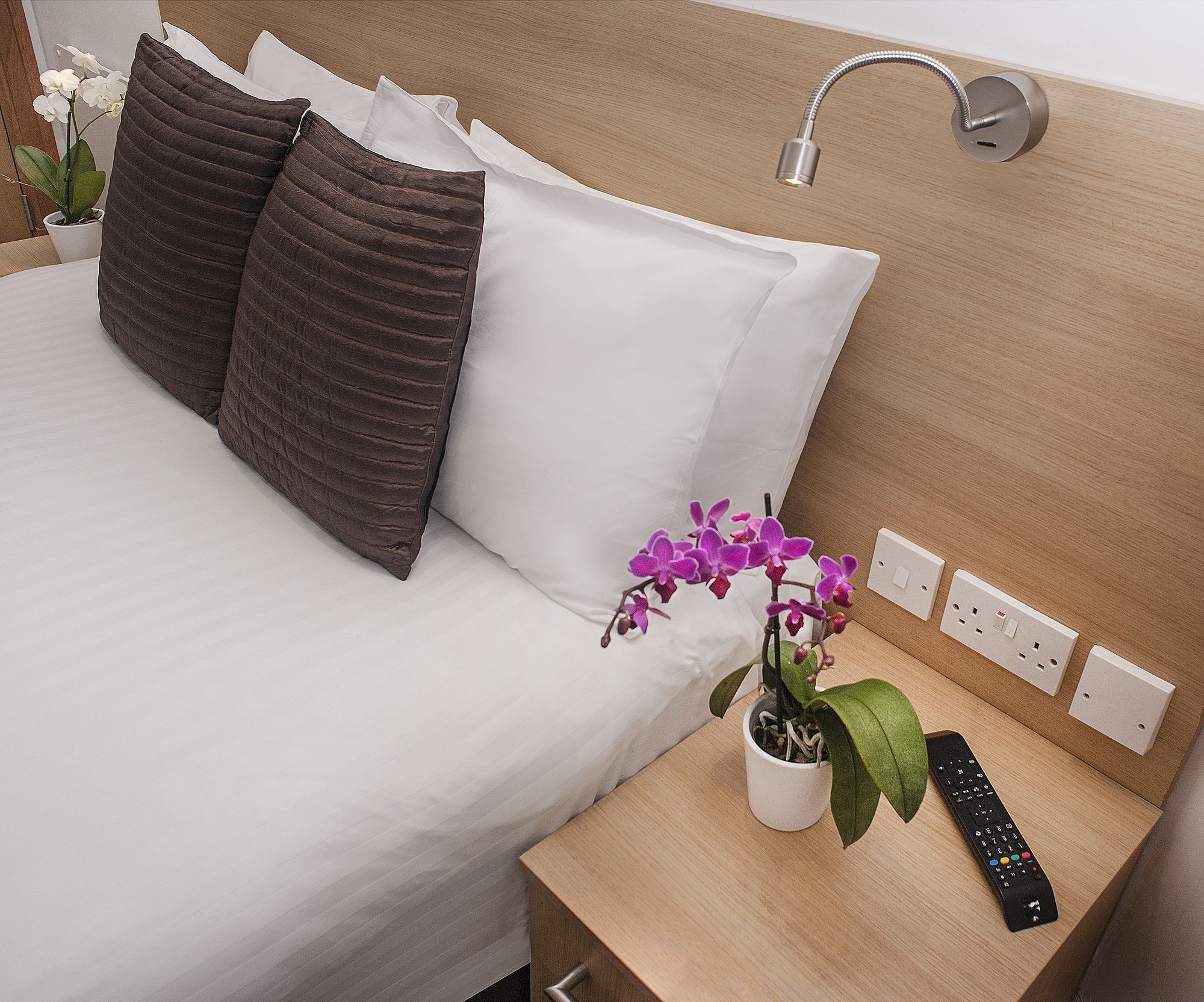 Aparthotel Nox Kensington 4*