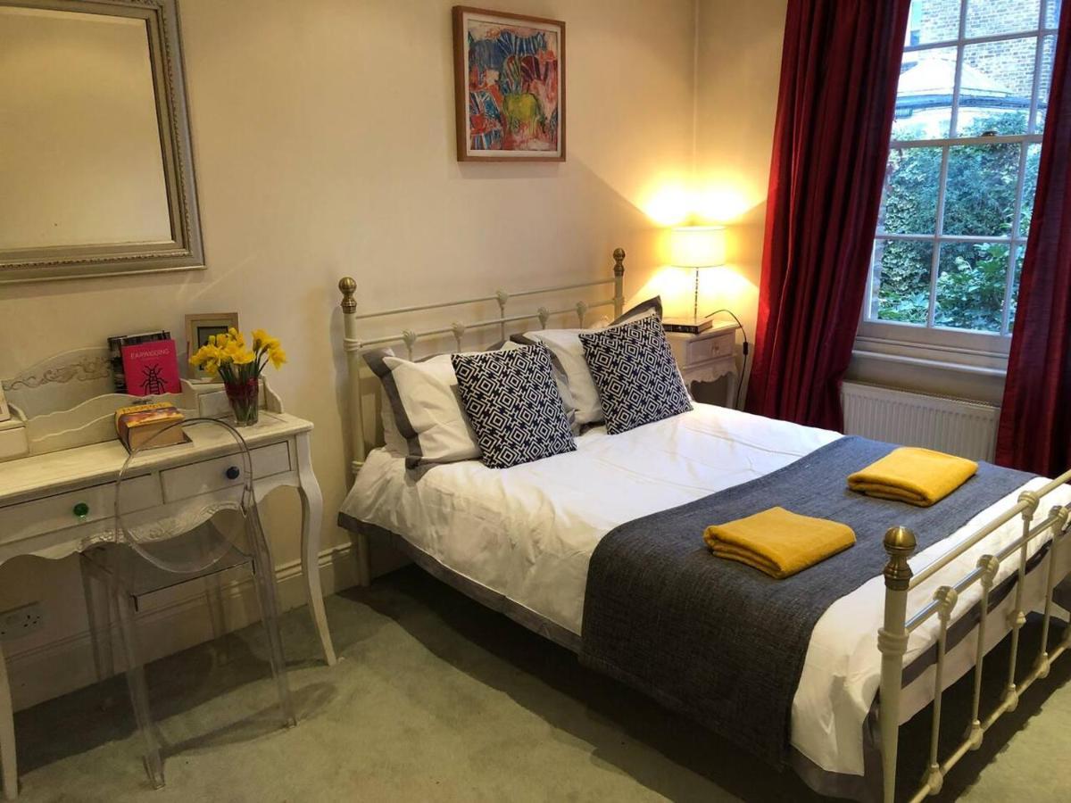 Luxury Central 3 Bedroom Family House London