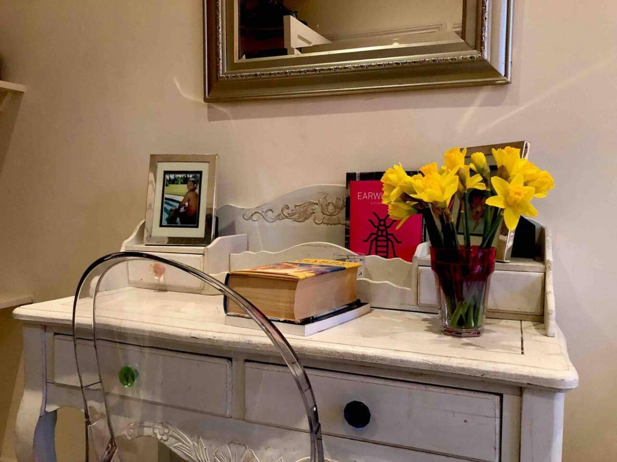 Luxury Central 3 Bedroom Family House * London