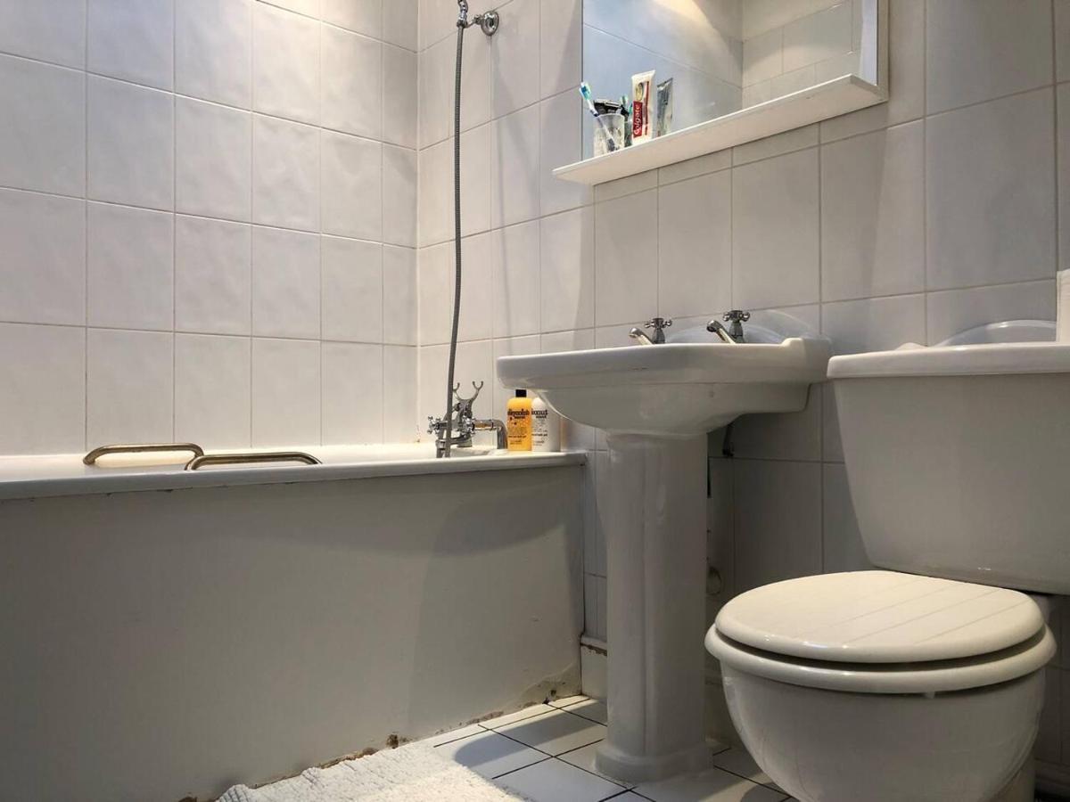 Holiday home Luxury Central 3 Bedroom Family House