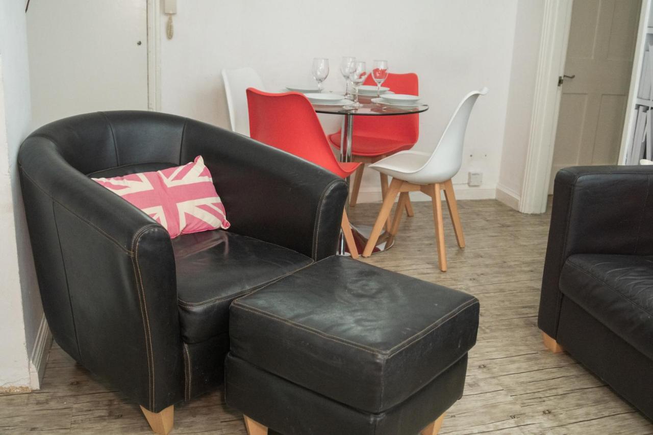 Oxford Street & Tottenham Court - Central London Apartment *