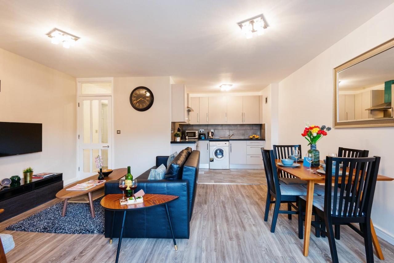 Aparthotel Sherborne Court