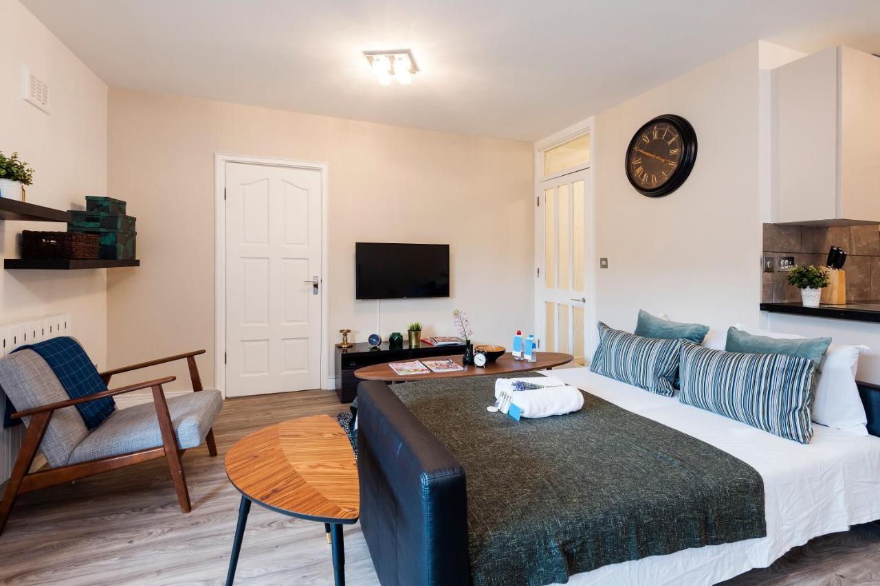 Sherborne Court 3*