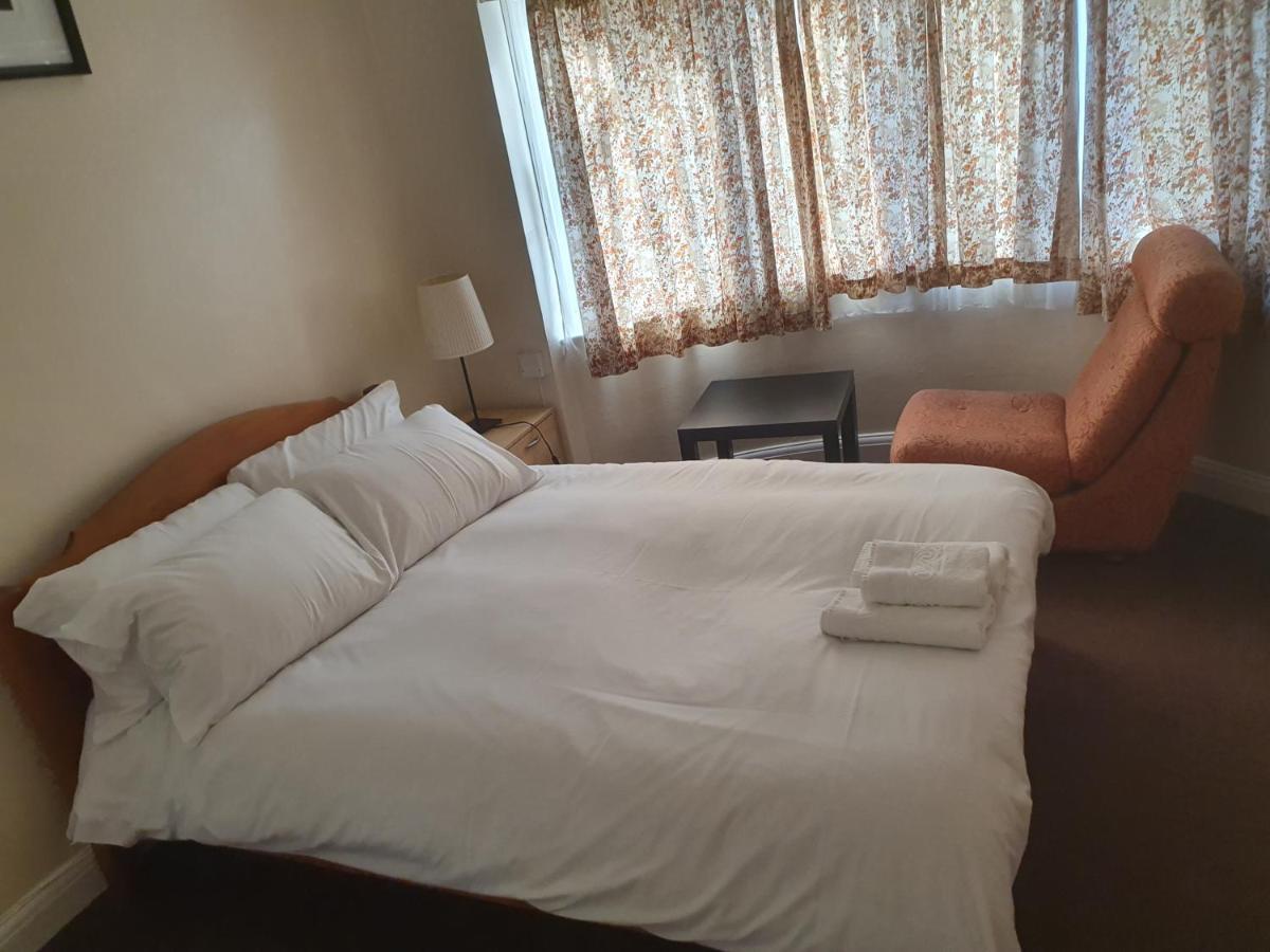 Elegant House 10 Minutes Walk To Wembley Stadium Semesterbostad London