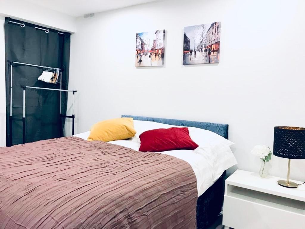 Cavendish Apartment * London