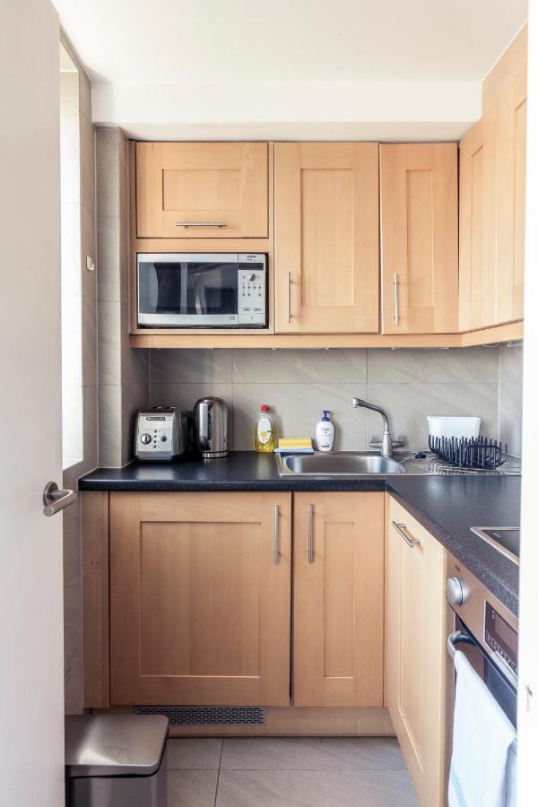 Amanah - Luxury 2 Bed Chelsea Cloisters Skyline * Londra