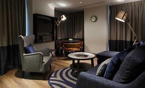 South Point Hotel London