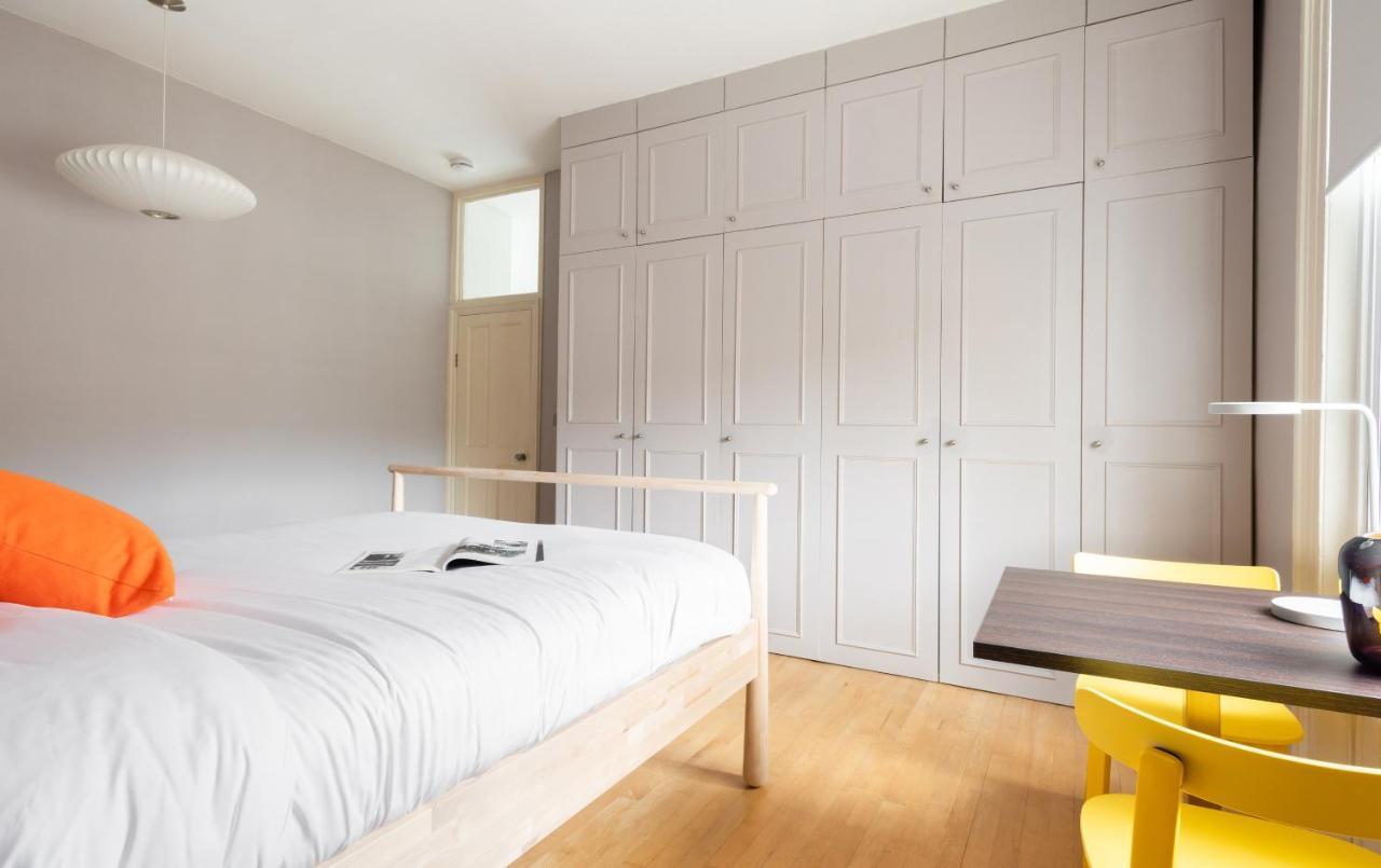 The Holland Park Escape - Modern & 2bdr Flat Londen