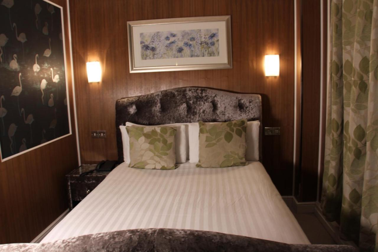 Cheshire Hotel London