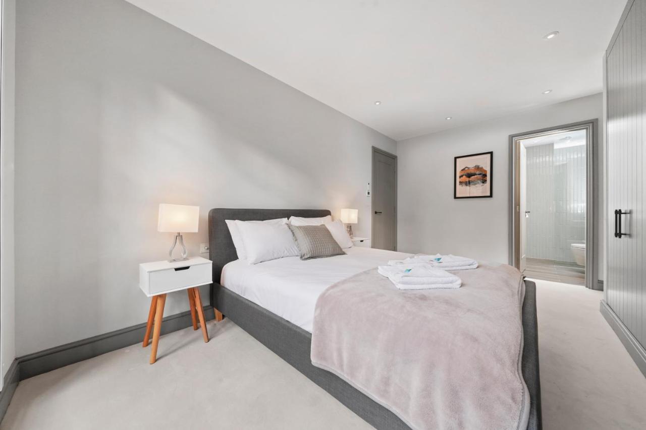 2 Bed Lux Near Free Wifi By Aparts Londen