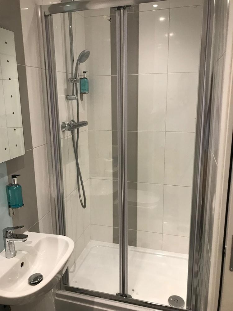 Hotel Oyo Bakers Hotel London Victoria London