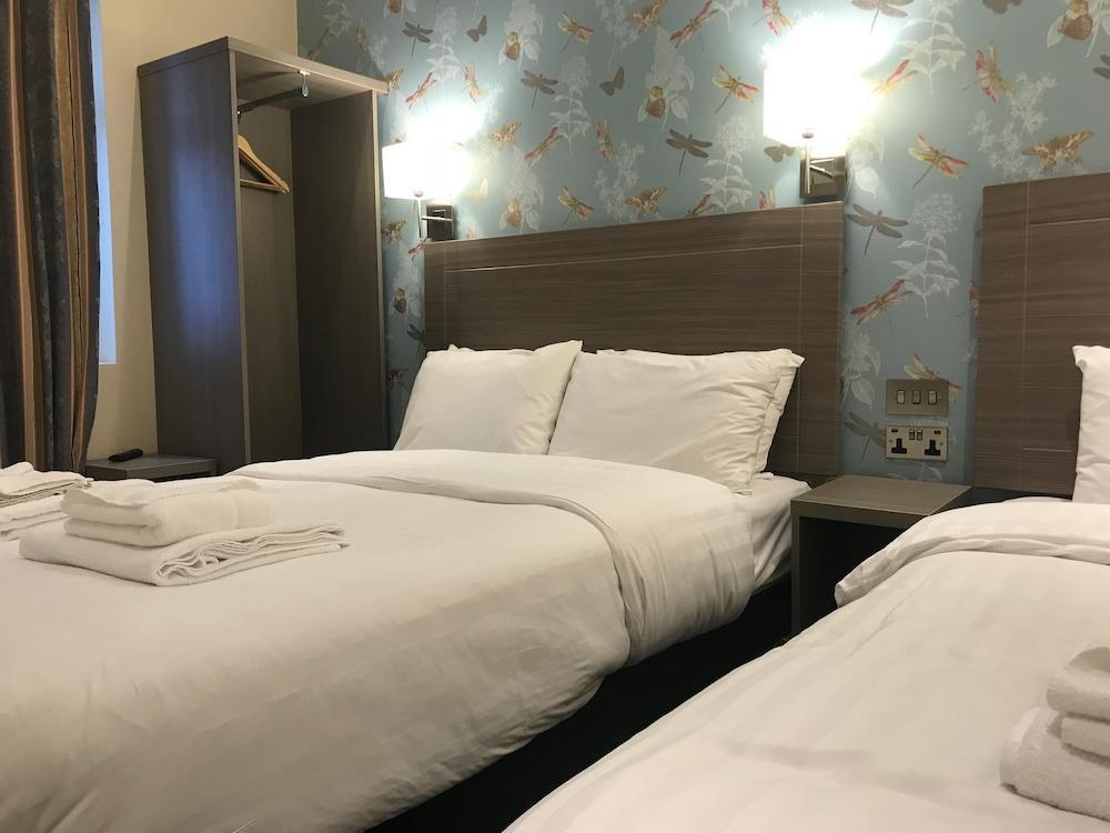 Oyo Bakers Hotel London Victoria 3*