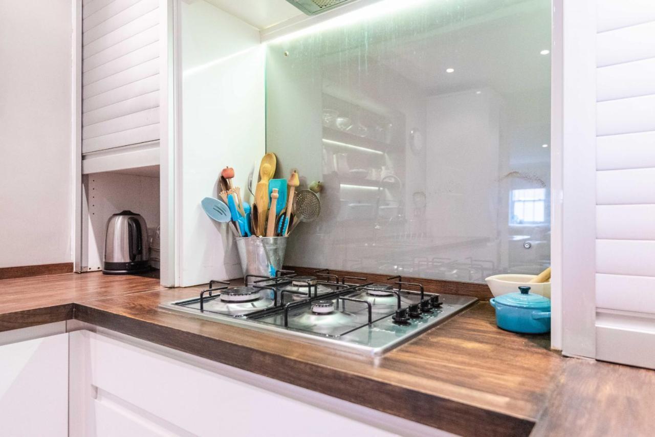 Charming Chiswick Near Ravenscourt Park Vakantiehuis