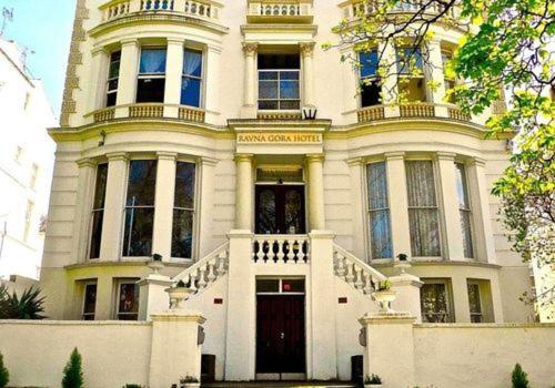 Ravna Gora 3* Londra